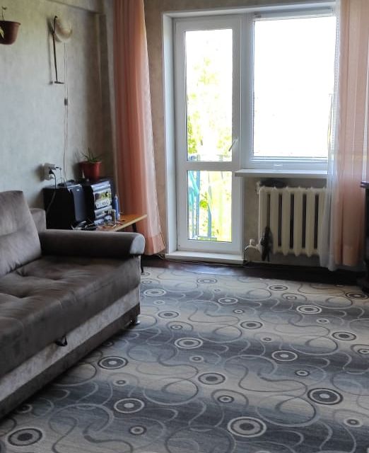 Продаётся 3-комнатная квартира, 56 м²