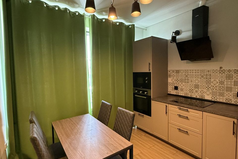 Продаётся 2-комнатная квартира, 56.6 м²