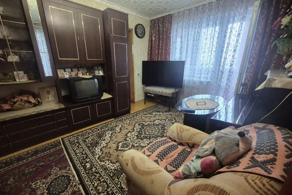Продаётся 3-комнатная квартира, 53.2 м²