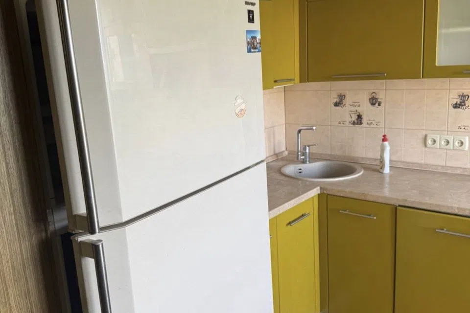 Продаётся 3-комнатная квартира, 63.7 м²