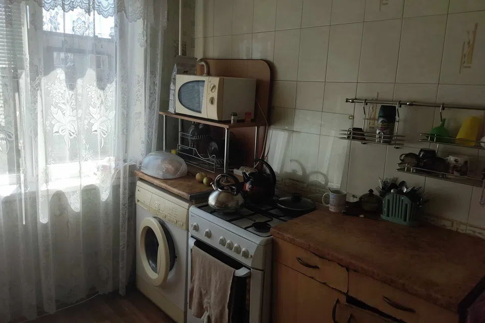 Продаётся 3-комнатная квартира, 62.8 м²