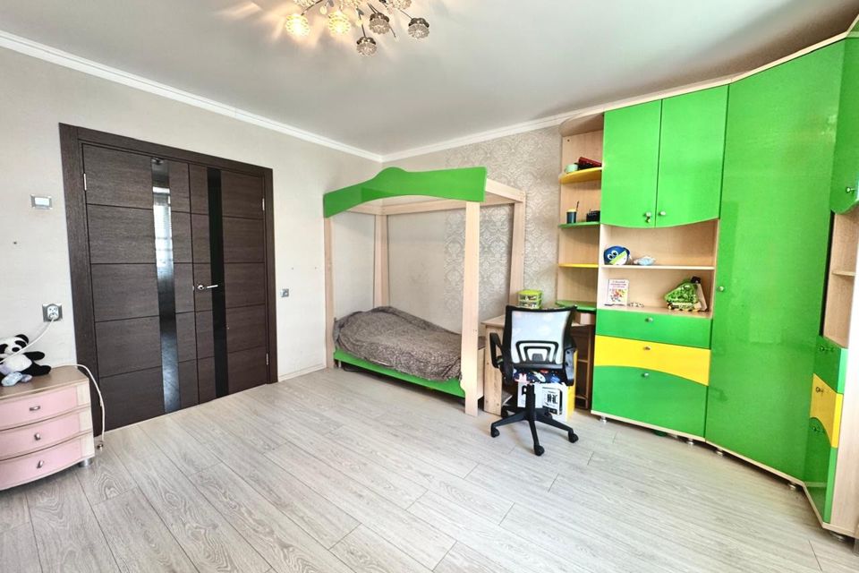 Продаётся 2-комнатная квартира, 65.4 м²