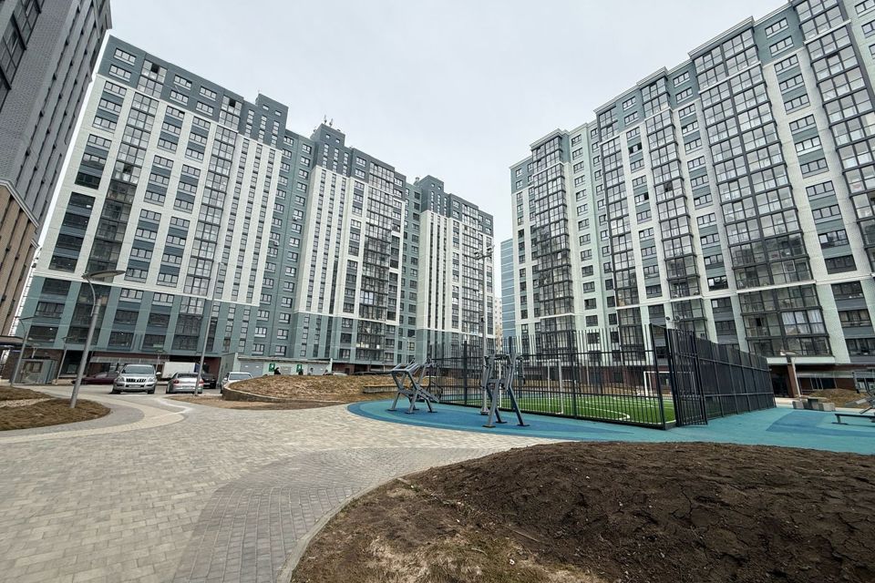Продаётся 2-комнатная квартира, 65 м²
