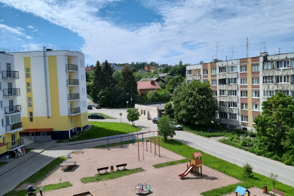 Продаётся 2-комнатная квартира, 52.8 м²