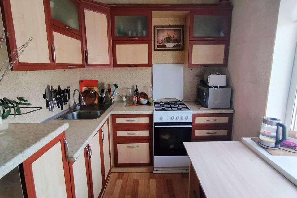 Продаётся 3-комнатная квартира, 59.3 м²