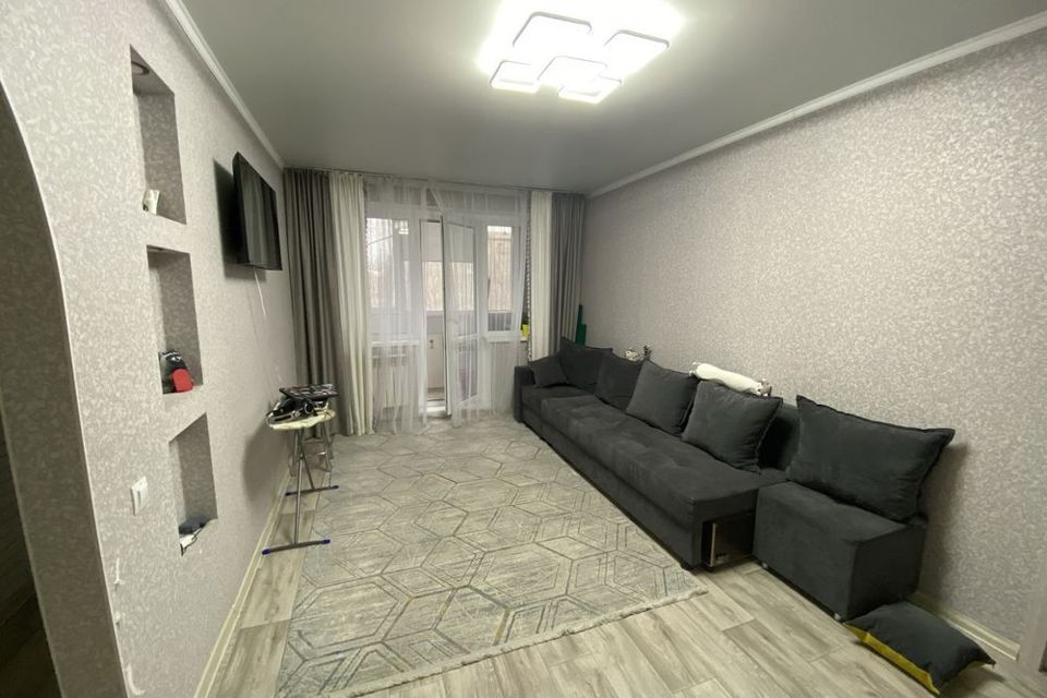 Продаётся 1-комнатная квартира, 37 м²