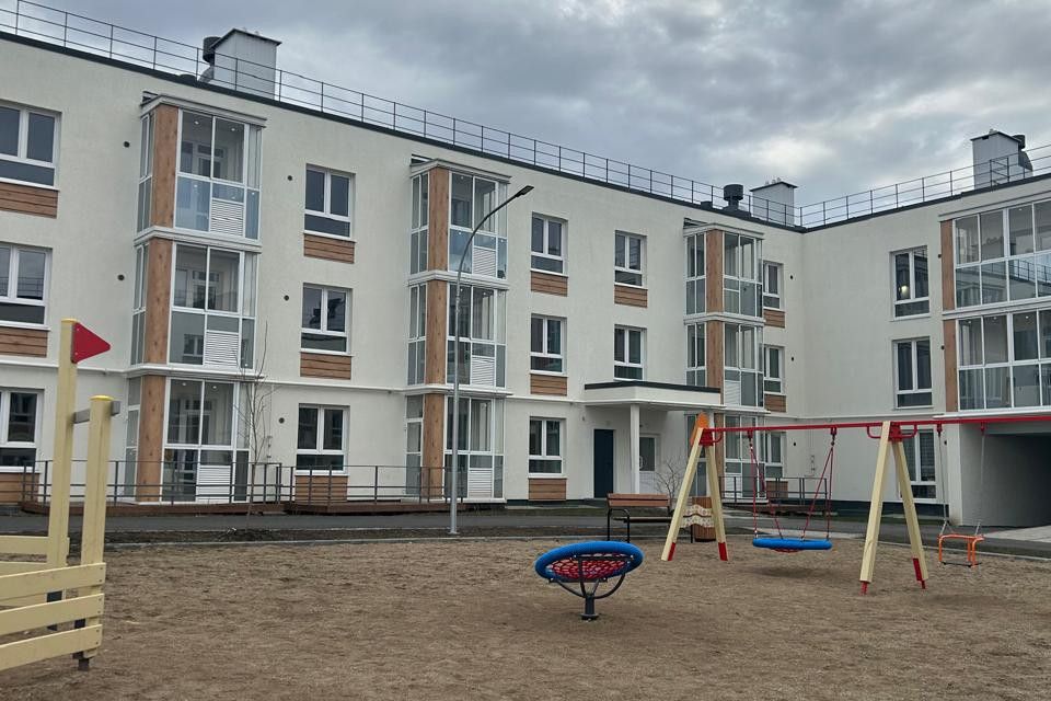 Продаётся 2-комнатная квартира, 65.4 м²