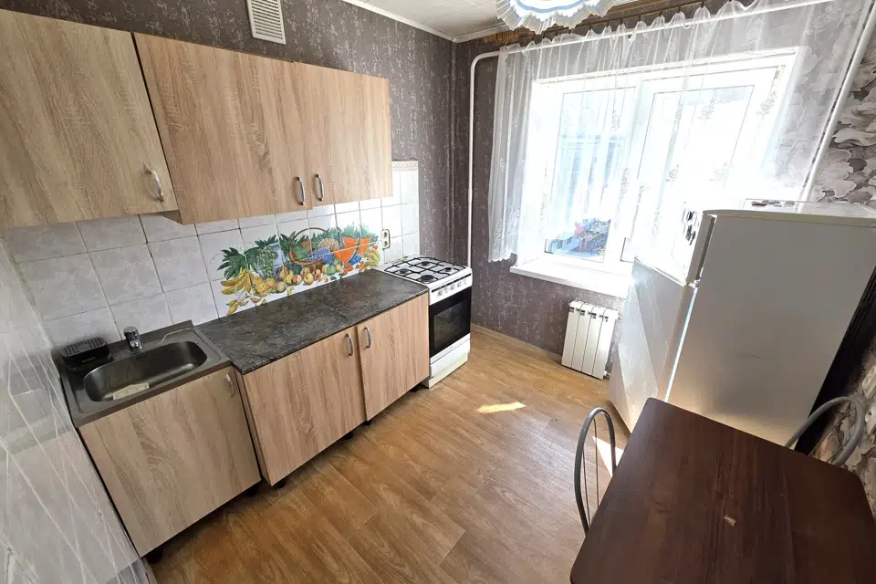 Продаётся 3-комнатная квартира, 59.5 м²