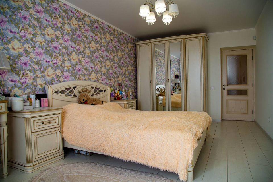 Продаётся 3-комнатная квартира, 77.9 м²