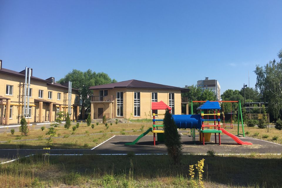 Продаётся 2-комнатная квартира, 61.5 м²