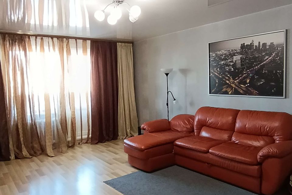 Продаётся 3-комнатная квартира, 82 м²