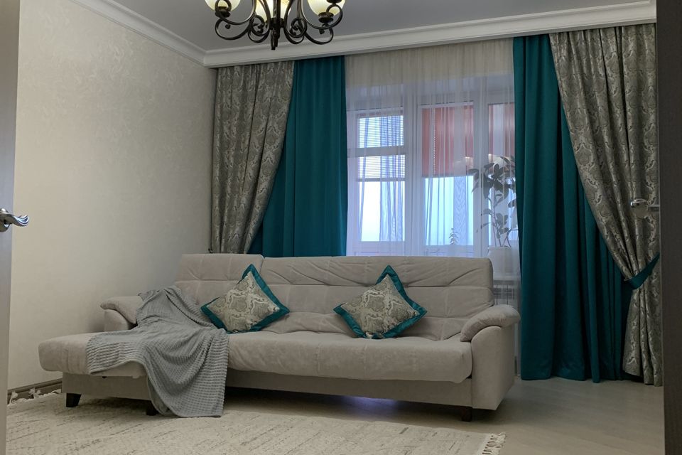 Продаётся 3-комнатная квартира, 90 м²