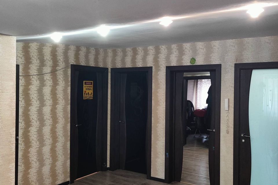 Продаётся 4-комнатная квартира, 97 м²