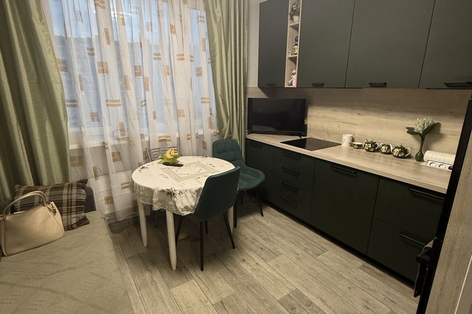 Продаётся 2-комнатная квартира, 57.8 м²