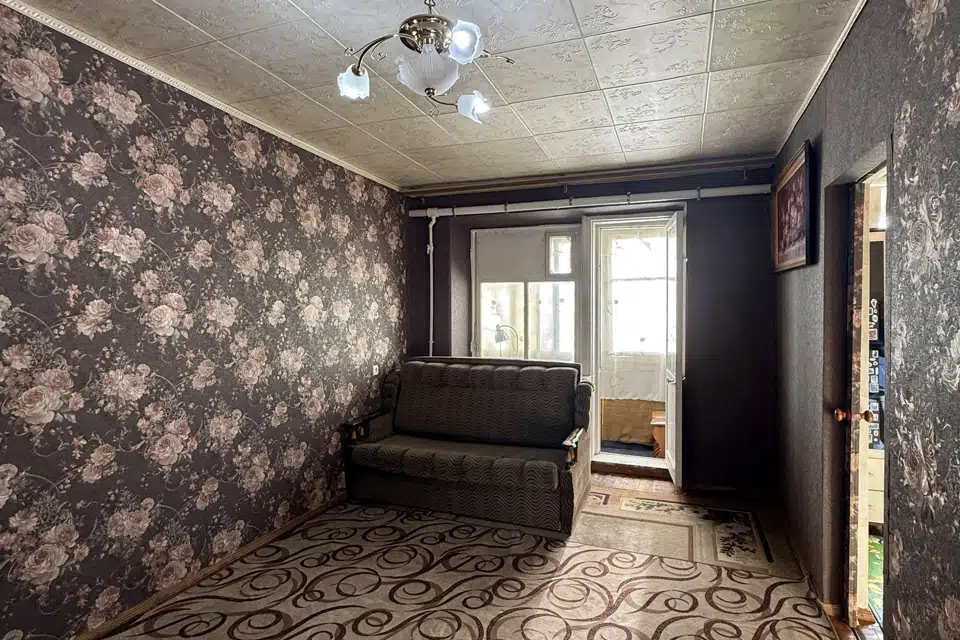 Продаётся 3-комнатная квартира, 44 м²