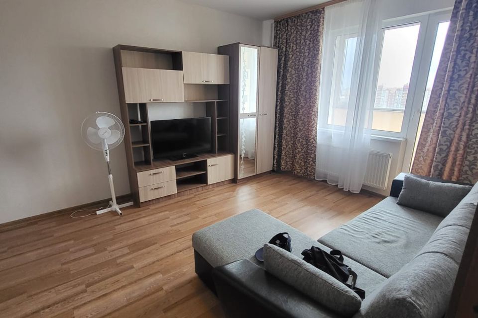 Сдаётся 1-комнатная квартира, 35 м²
