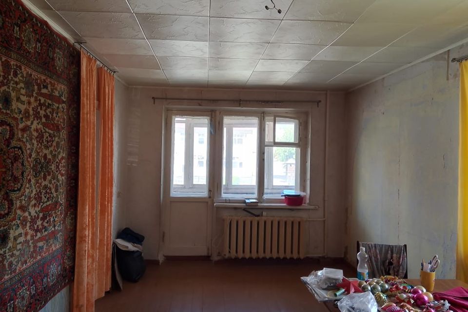 Продаётся 2-комнатная квартира, 42 м²