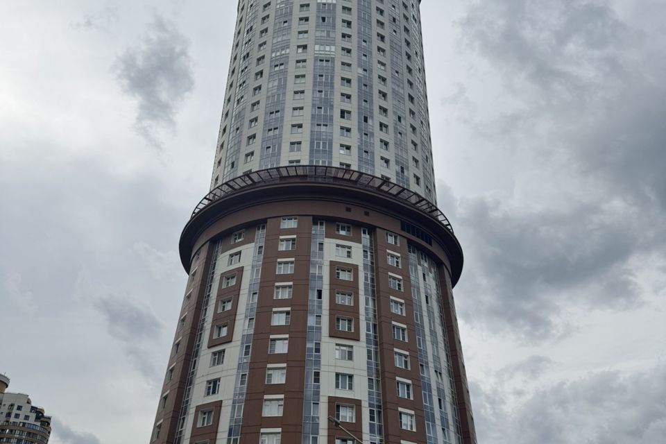 Продаётся 3-комнатная квартира, 90 м²