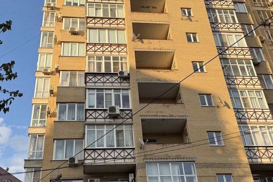 Продаётся 2-комнатная квартира, 57 м²