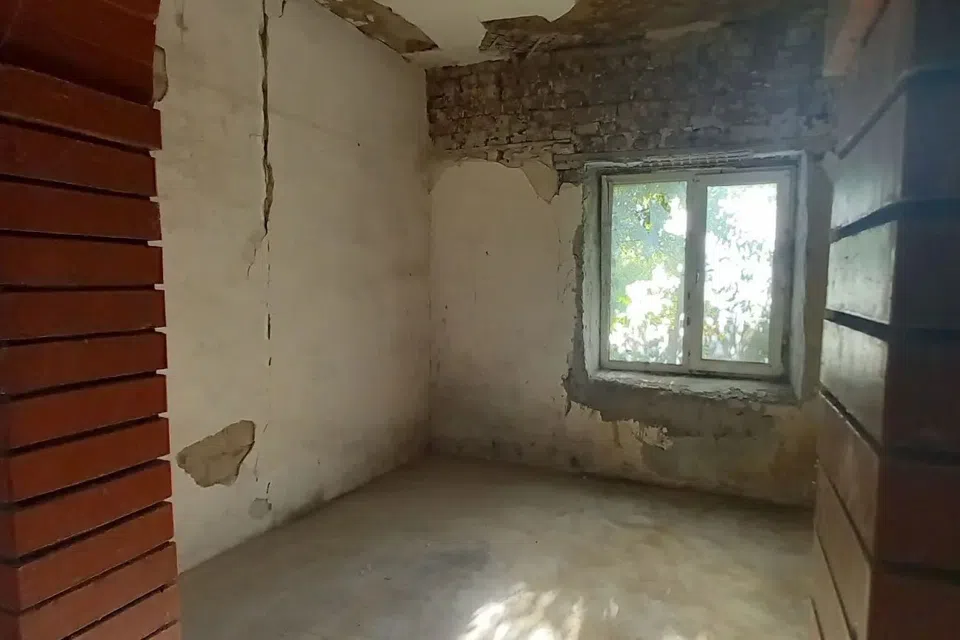 Продаётся 3-комнатная квартира, 49.6 м²