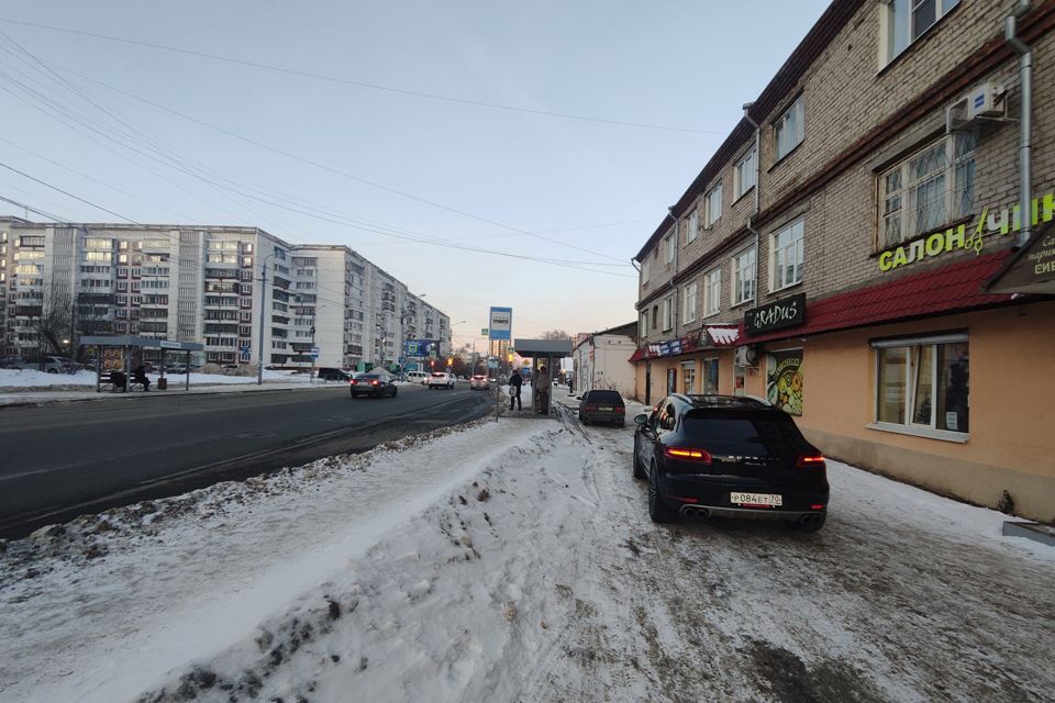 Продаётся 2 комнаты в 2-комн. квартире, 31.7 м²