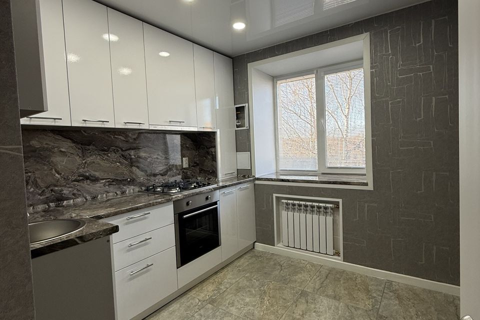 Продаётся 1-комнатная квартира, 33 м²