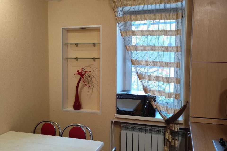 Продаётся 3-комнатная квартира, 69.5 м²