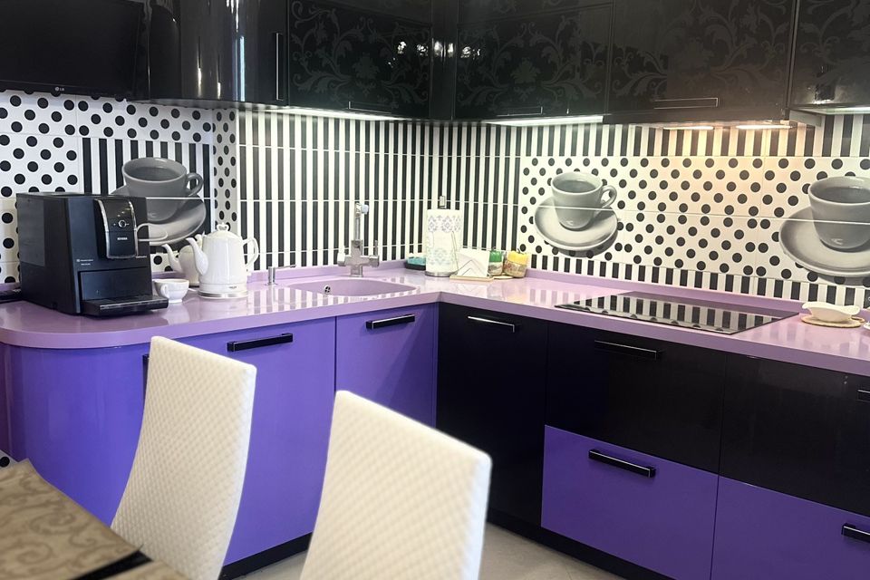 Продаётся 3-комнатная квартира, 99.6 м²