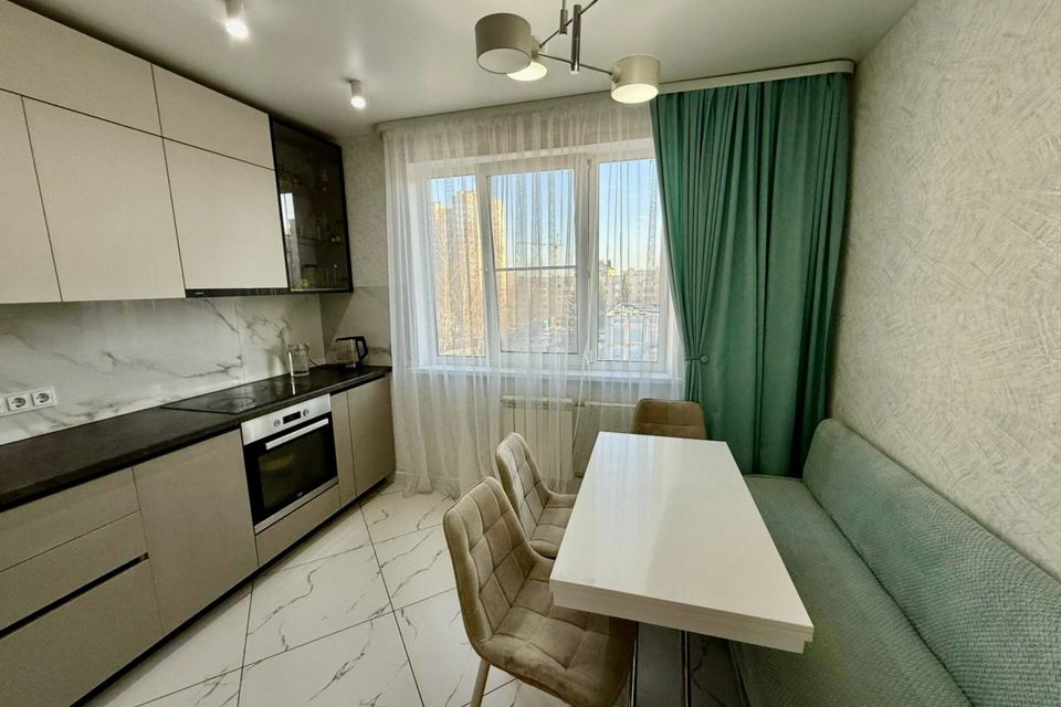 Продаётся 3-комнатная квартира, 76 м²