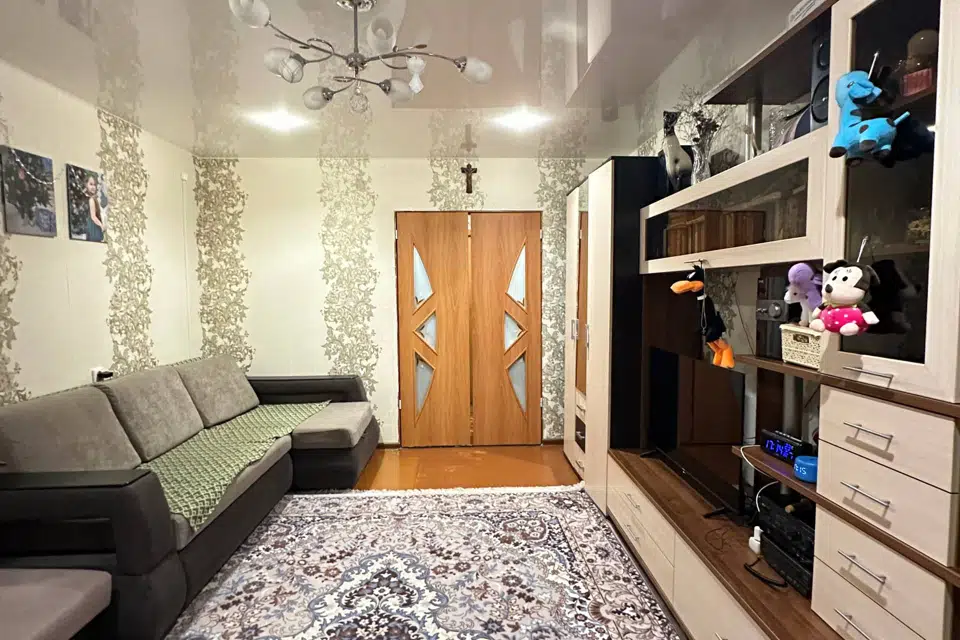 Продаётся 3-комнатная квартира, 59.8 м²