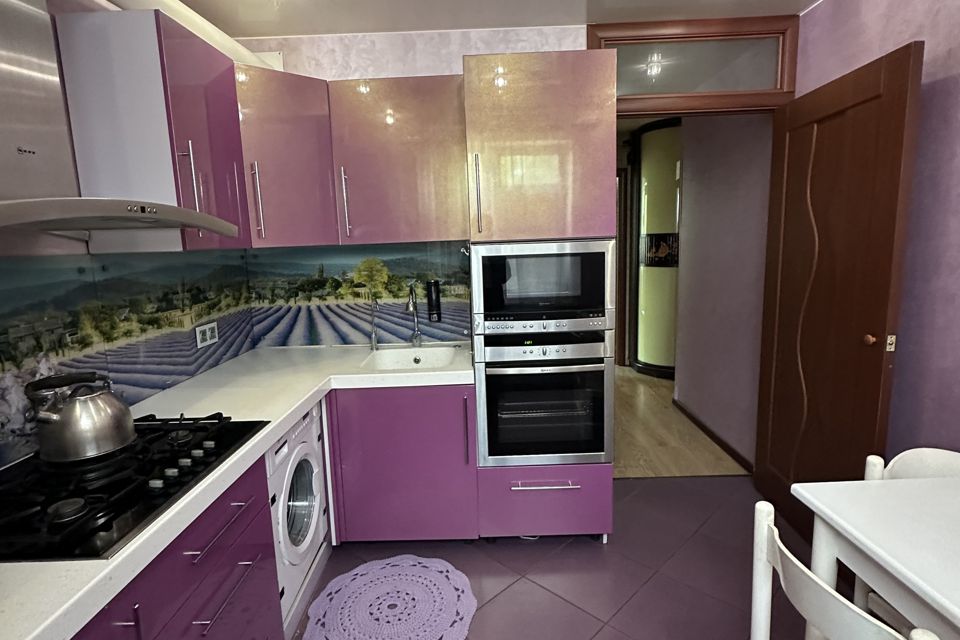 Продаётся 2-комнатная квартира, 53.6 м²