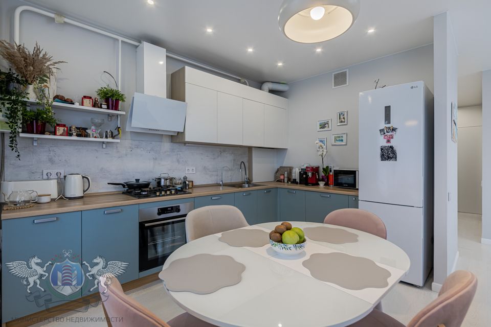 Продаётся 2-комнатная квартира, 56.6 м²