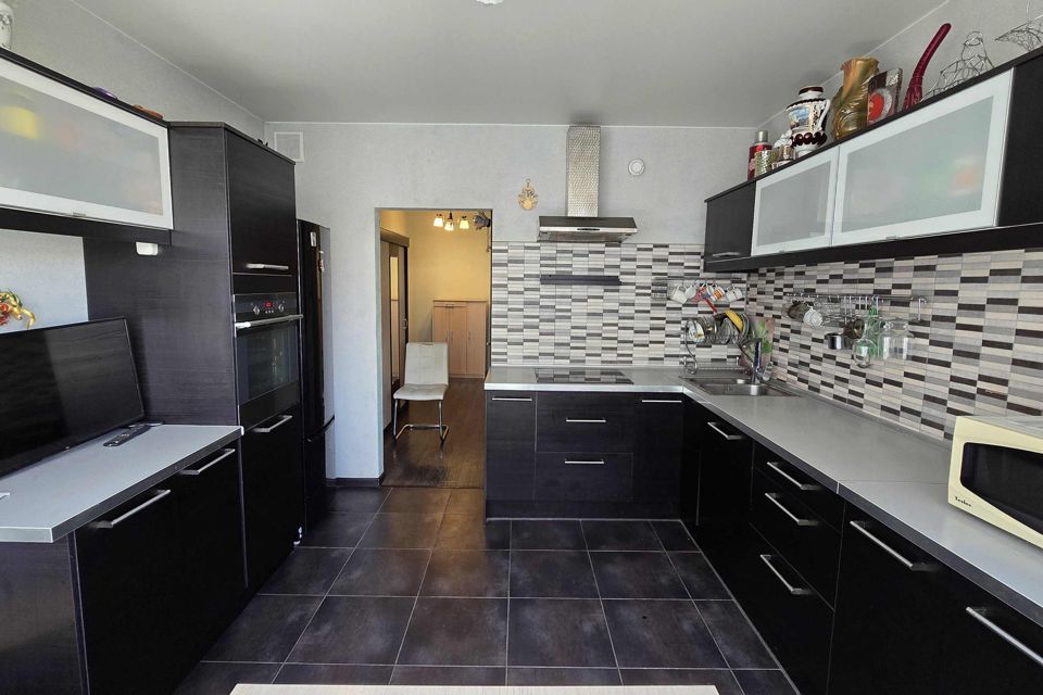 Продаётся 2-комнатная квартира, 59.3 м²