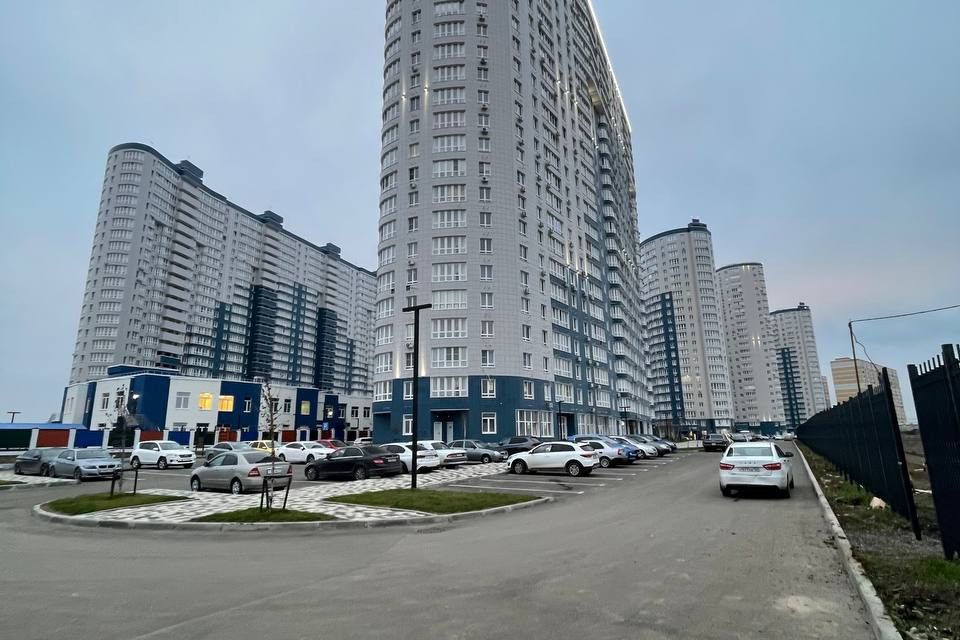 Продаётся 1-комнатная квартира, 52.1 м²