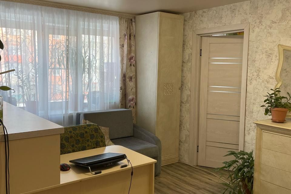 Продаётся 2-комнатная квартира, 42.7 м²