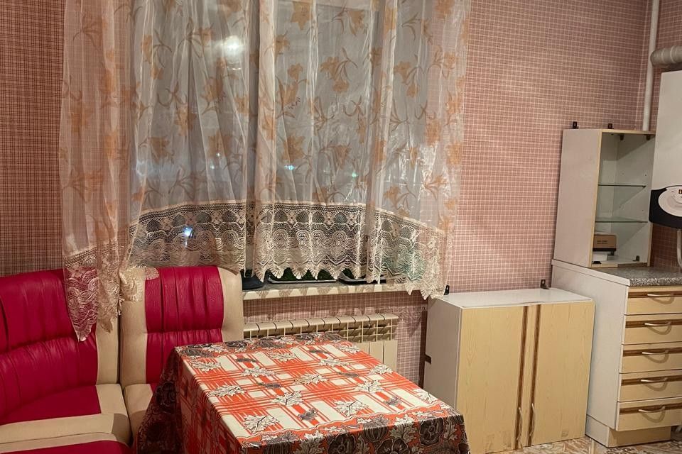 Продаётся 3-комнатная квартира, 77 м²