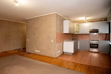 Продаётся 3-комнатная квартира, 55.8 м²