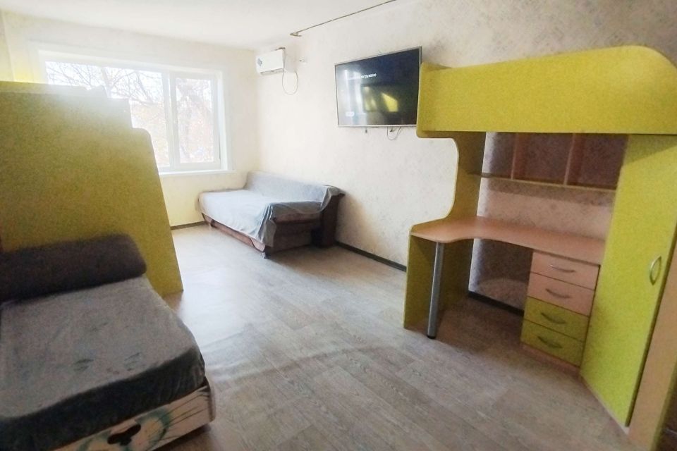 Продаётся 3-комнатная квартира, 70.2 м²