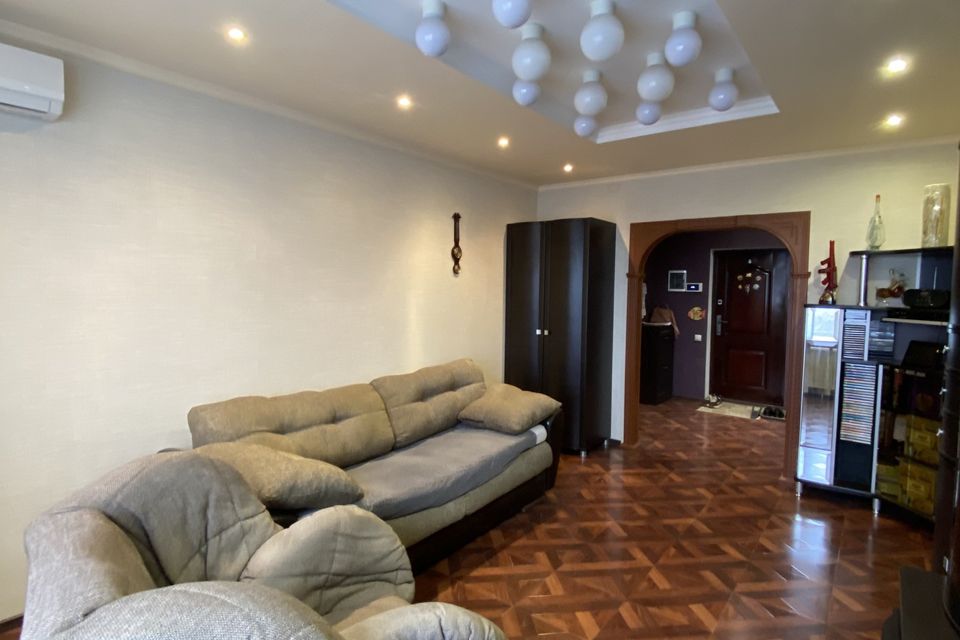 Продаётся 1-комнатная квартира, 49.9 м²