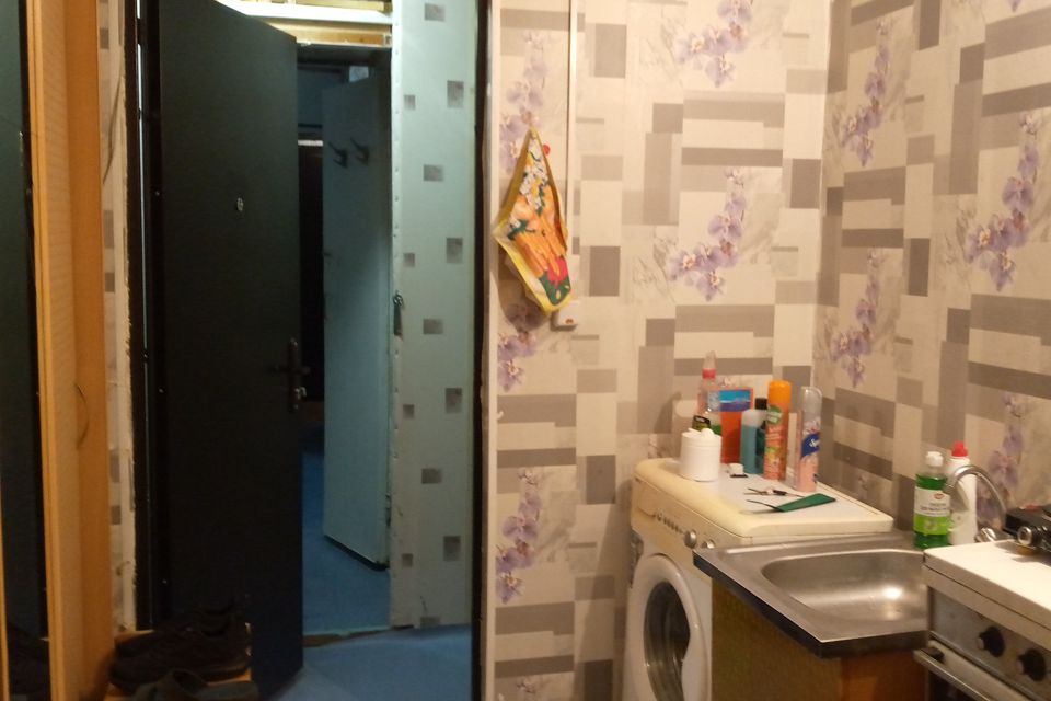 Продаётся комната в 4-комн. квартире, 17 м²