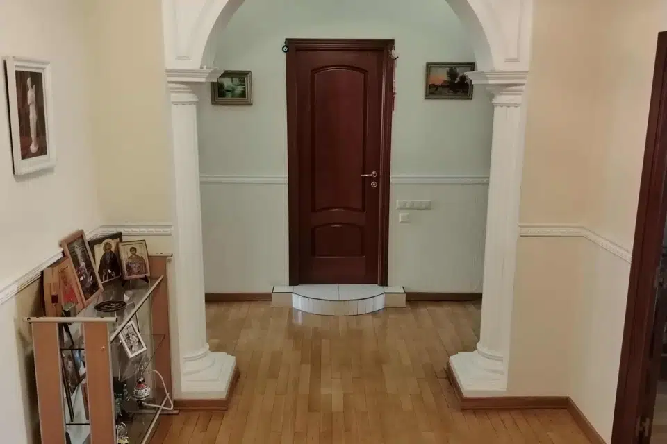 Продаётся 3-комнатная квартира, 100 м²