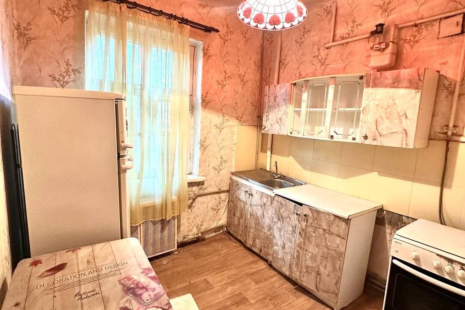 Продаётся 3-комнатная квартира, 63.6 м²