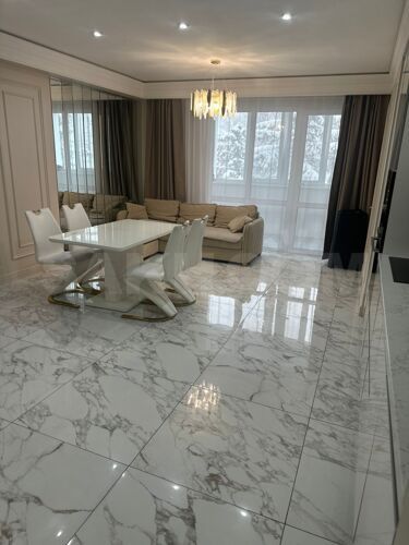 Продаётся 2-комнатная квартира, 95 м²