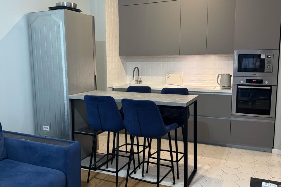 Продаётся 1-комнатная квартира, 42.2 м²