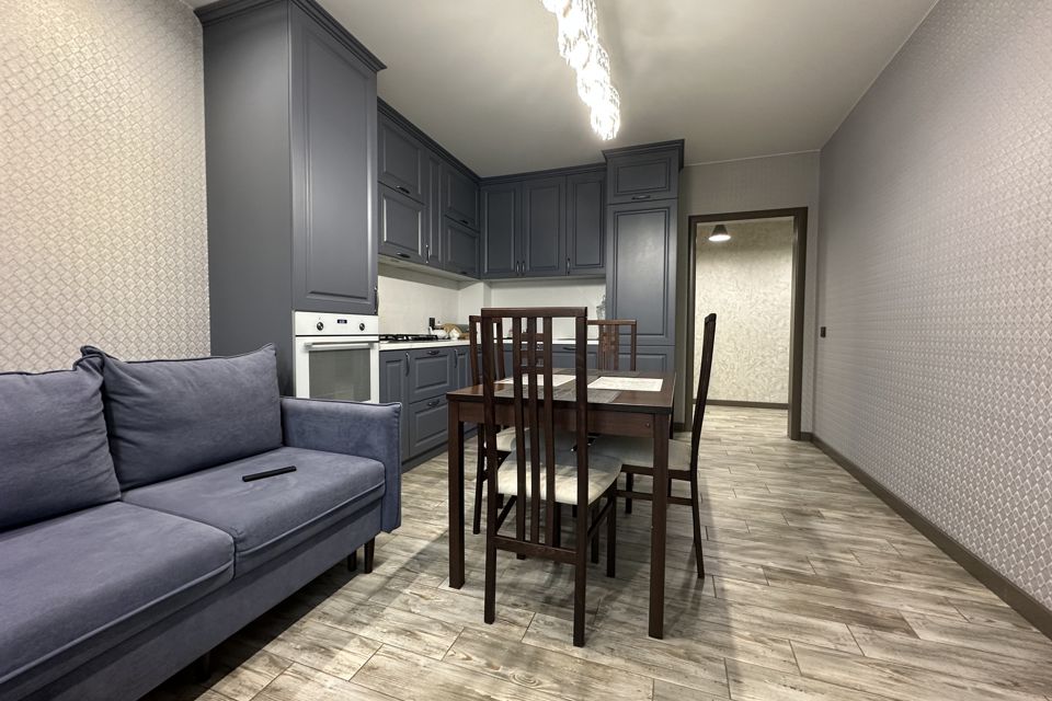 Продаётся 2-комнатная квартира, 83 м²
