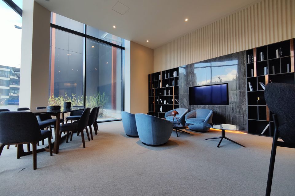 Продаётся 2-комнатная квартира, 67.7 м²