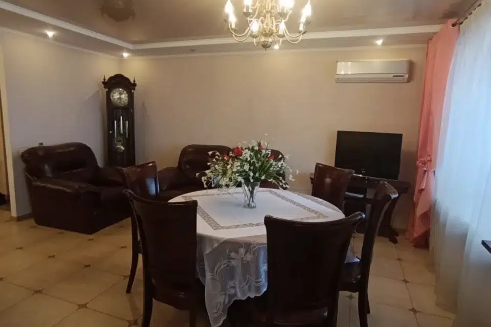 Продаётся 3-комнатная квартира, 70 м²