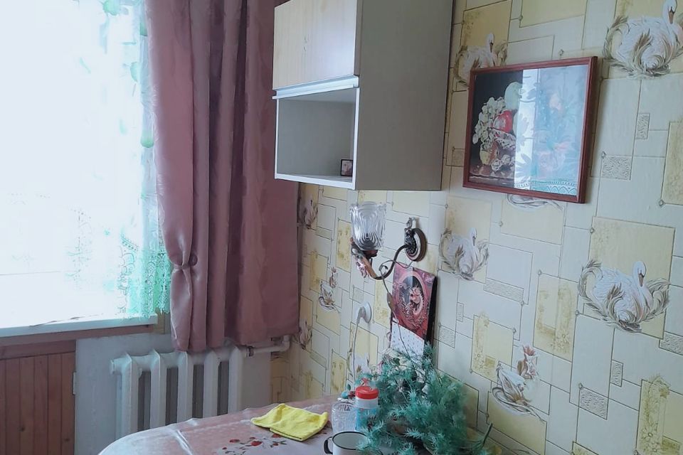 Продаётся 3-комнатная квартира, 58.5 м²