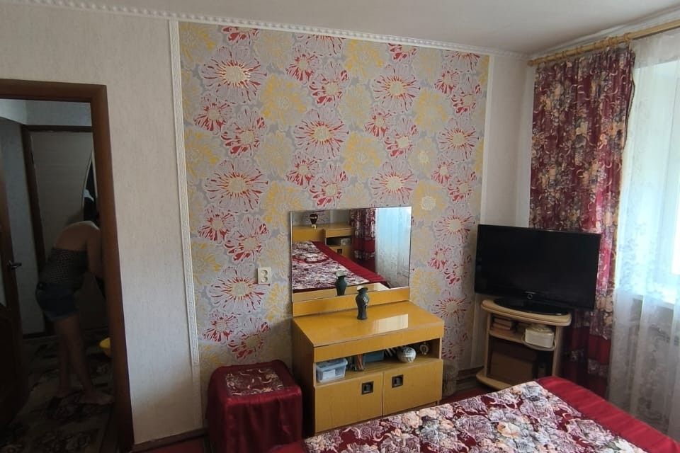 Продаётся 3-комнатная квартира, 61.6 м²