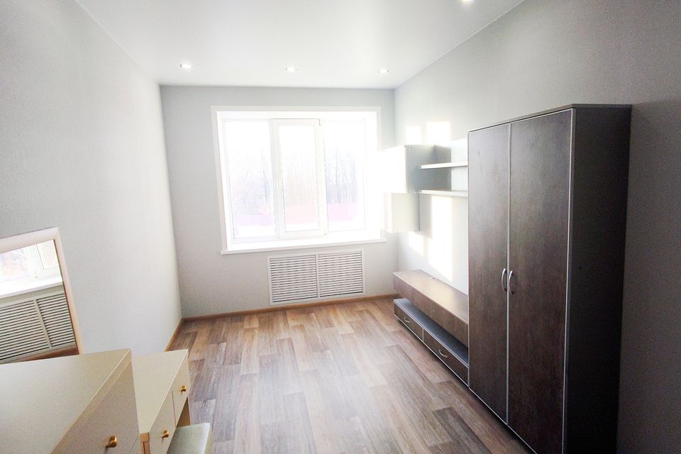 Продаётся комната в 3-комн. квартире, 14.1 м²